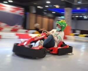 成人大型電動卡丁車<br/>Adult-Sized Electric Go-Kart